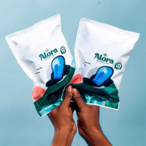 Alora Pad Pocket friendly Size Contains 1 heavy flow 2 moderate flow